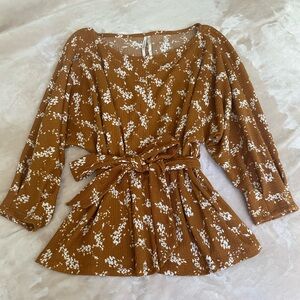 Anthropologie boat neck blouse with tie, size xs